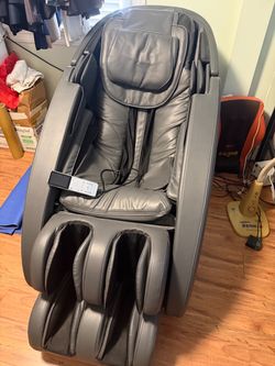Humantouch Novo XT2 Massage chair