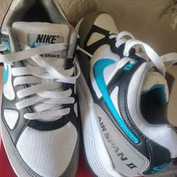 Women Nike Shoes