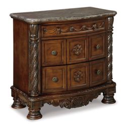 Ashley Furniture Bedroom Sale -moving Sale