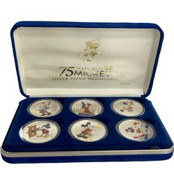 Rare Disney 2003 6 one oz set