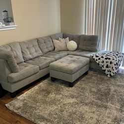 SECTIONAL SOFA