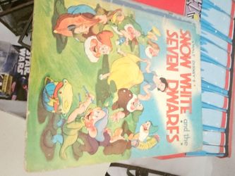Snow white book