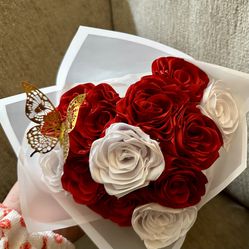 Red And White Bouquet ❤️🤍