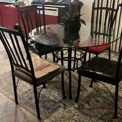Kitchen Table And Chairs 