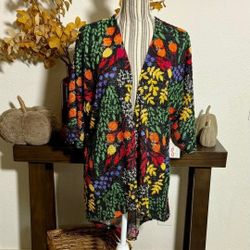 ♥️ NEW—Beautiful, vibrant & cozy cardigan by LuLaRoe 🧡 Size Small—generous sizing; may fit M/L


