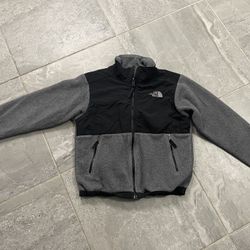Youth Northface Sweater