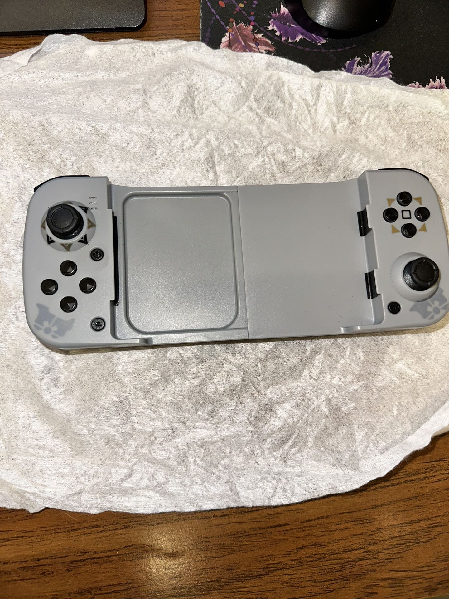 Game Pad For iOS & Android