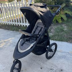 Stroller 