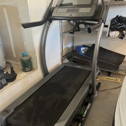 NordicTrack X22i Incline Trainer