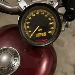 2002 Harley Davidson Sportster 883