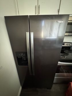 Whirlpool Fridge (33in)