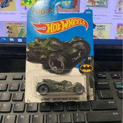 Hot Wheels Batman Arkham Knight Batmobile 