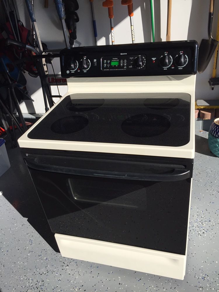 GE Glass top Electric Stove for Sale in Indianapolis, IN OfferUp