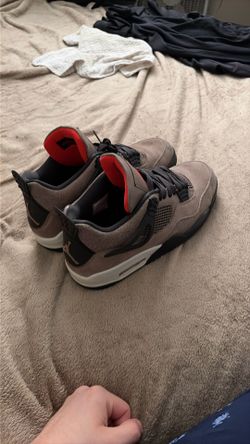 Jordan 4 Taupe Haze