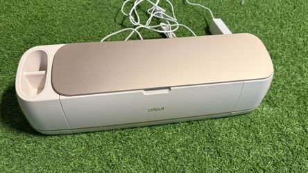 Cricut Maker 4 smart cutting