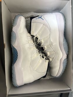 Air Jordan Retro 11 Legend Blues