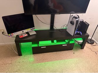 Tablet and stand for TV