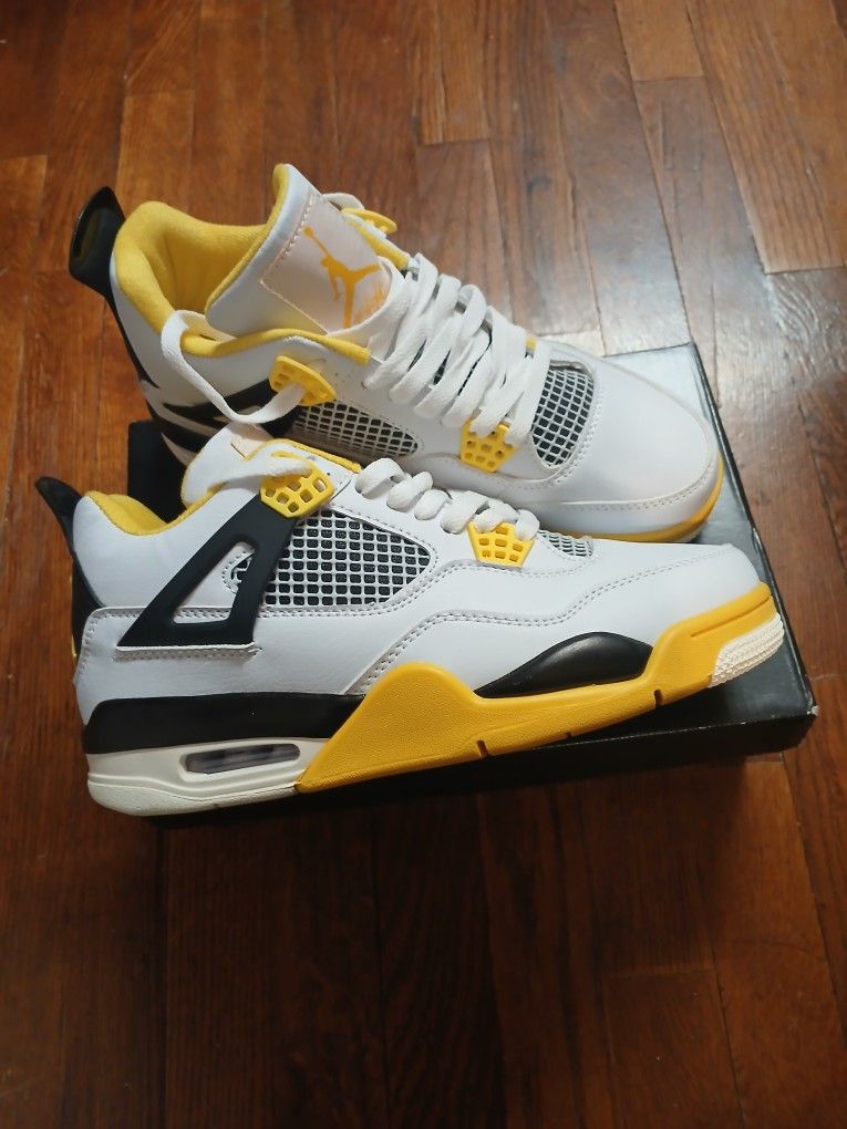 Air Jordan 4s Size 10