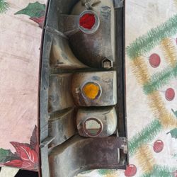 Luz Trasera Lado Del Pasajero Derecho 