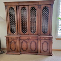 Karges #750 Vicenza Breakfront | Made in 1968 | Pristine Condition | Rare Find