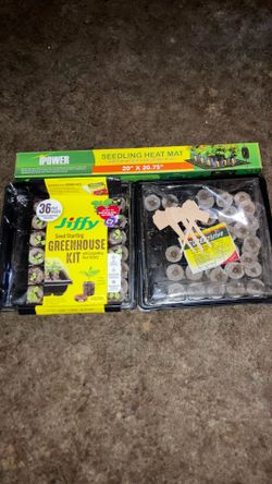 Jiffy Greenhouse Kit & iPower Seedling Heat Mat
