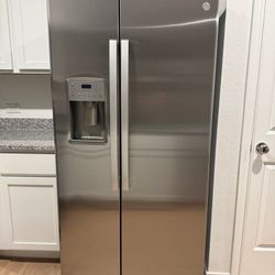 Refrigerator GE 
