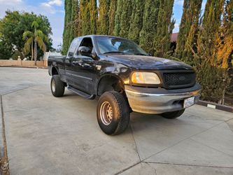 FORD F150 OFF-ROAD SPORT,LIFTED!CLEAN TITLE+SMOGGED,2027 JAN TAGS,RUNS GREAT