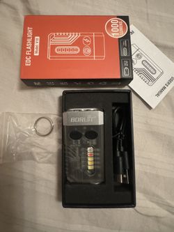 Boruit V10 EDC Rechargeable Keychain Flashlight 