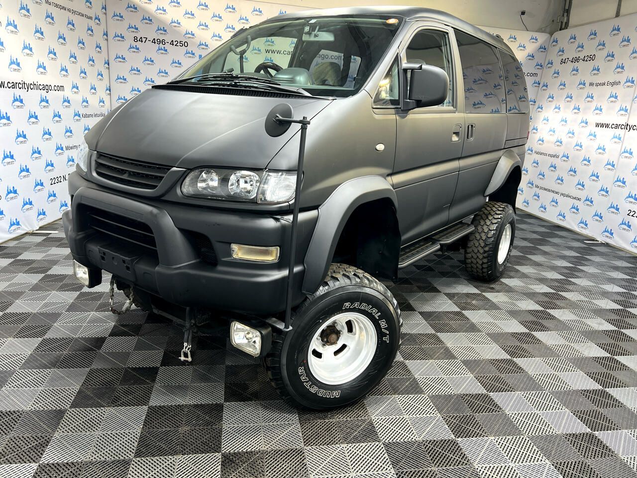 1998 Mitsubishi Delica L400 Space Gear