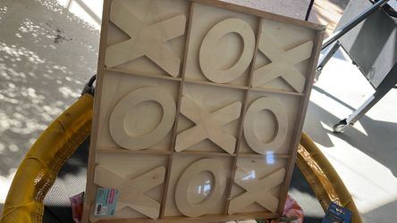 Table Top/  tic tac toe
