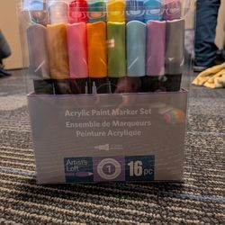 *Brand New* Acrylic Paint Marker Set - Artist Loft 16 Piece