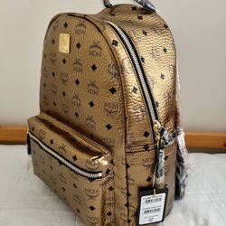MCM Medium Stark Backpack in Gold Visetos