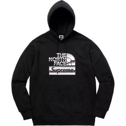 SUPREME THE NORTH FACE HOODIE - NEW CONDITION