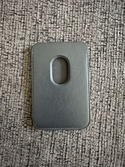 Apple MagSafe Leather Wallet With GPS