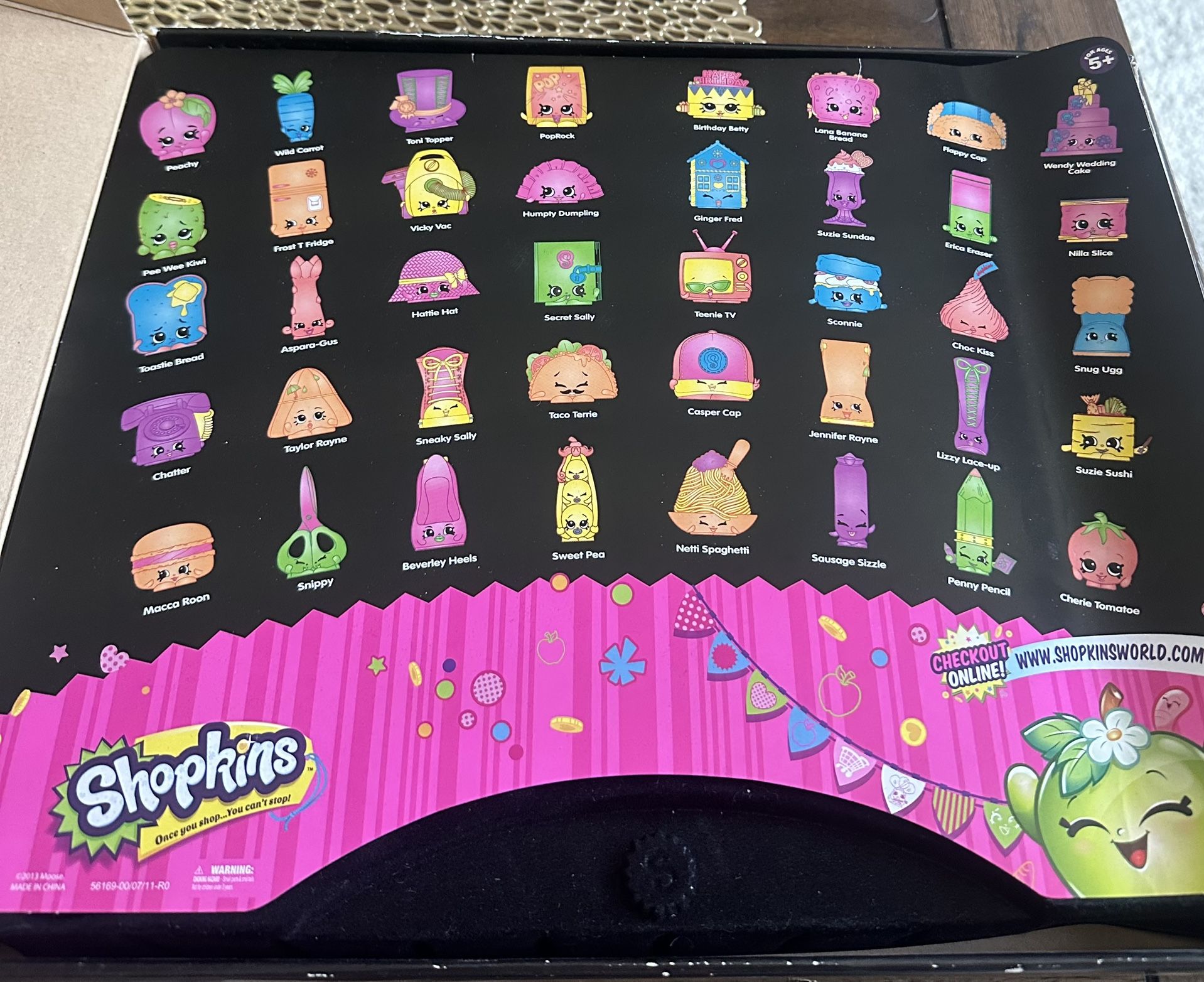 Shopkins Ultra Mega Box Limited Edition