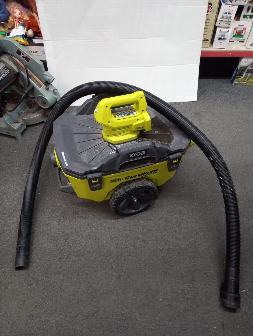 Ryobi Cordless Wet Dry Vac P7701 D Tool