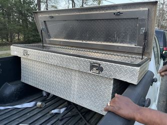 Truck Toolbox No Key