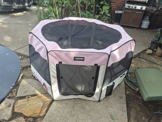 Used exercise/playpen for big dog, used,has sewing repairs , zipper all work, $25 seagoville tx