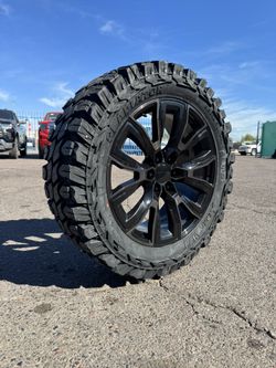 DENALI 22x9 6x139 On 35 1250 22 GLADIATOR XCOM MT