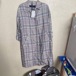 ZARA Women: Size Medium 