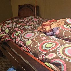 Heavy Wood In Excellent Condition Bunk Beds