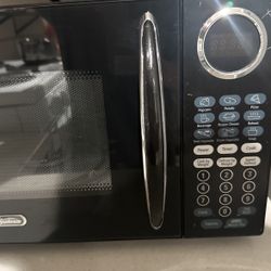 Microwave In Great Condition