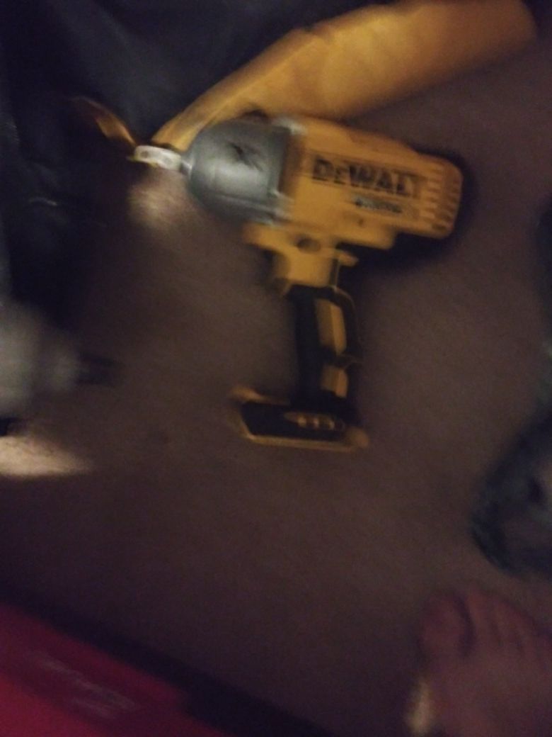 Brad new Milwaukee toos & DeWalt