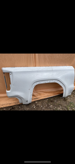 2024 GMC Sierra Rh bed side panel