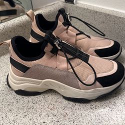 Steve MadeN Shoes Los Negros # 7 Both For $60