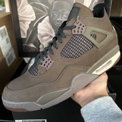Air Jordan 4 