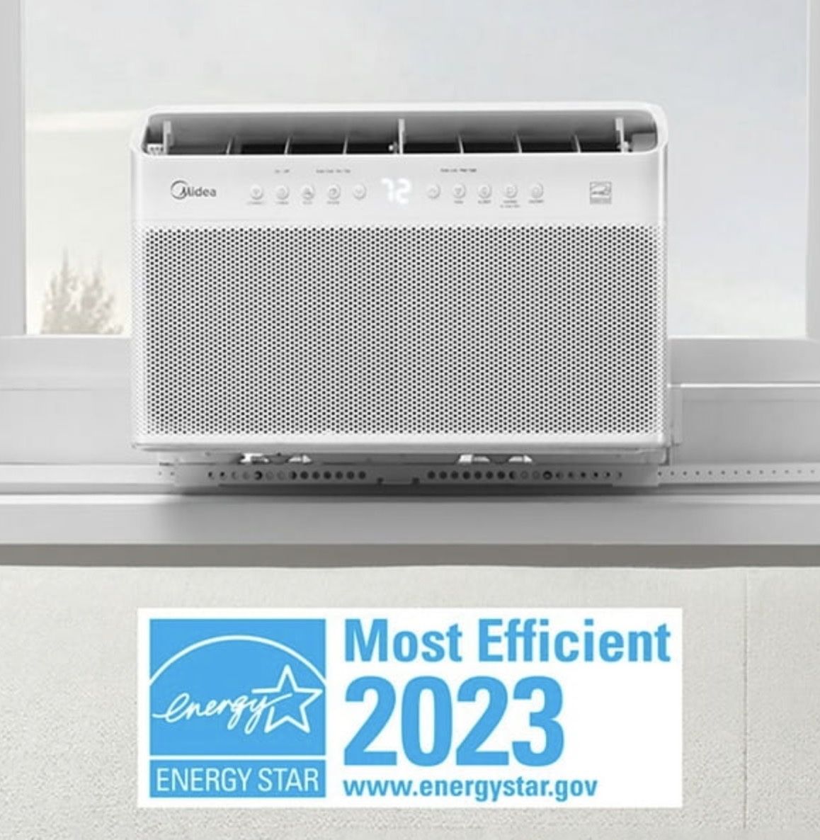 Moving Can’t Use . Used 1 Summer only ! Sleek Super Cold aircon AC Window