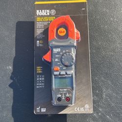 Klein Tools 400A AC Auto Ranging Clamp Reader