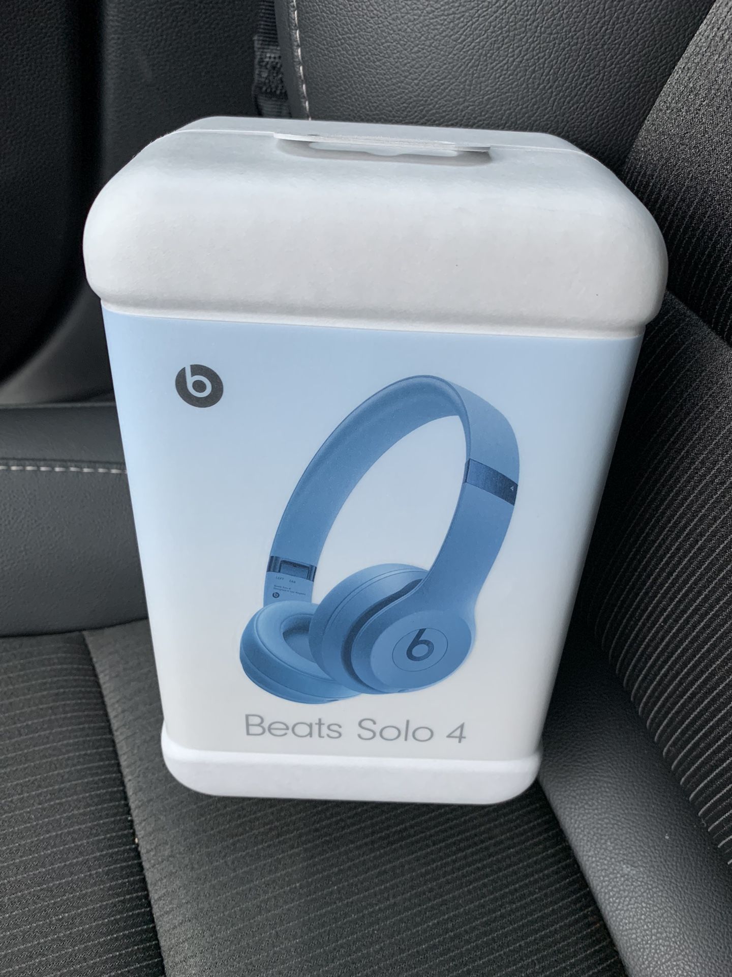 Beats Solo-4 Brand New Sealed- $90 Firm No Trade
