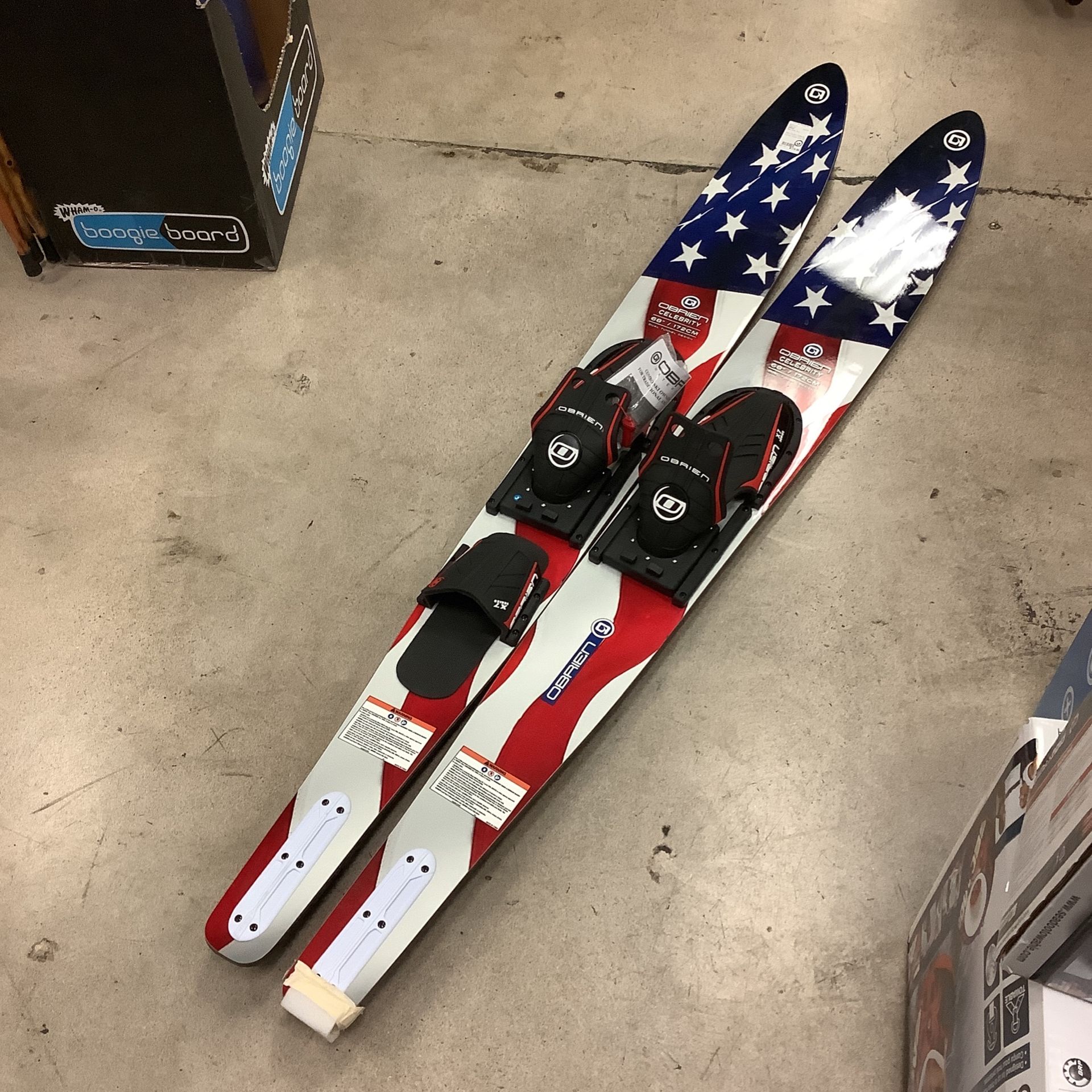 New O’Brien Celebrity Combo Water Skis 68” for Sale in Phoenix, AZ